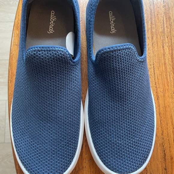 Allbirds Women's Blue Slip-On Flats - Picture 3 of 5